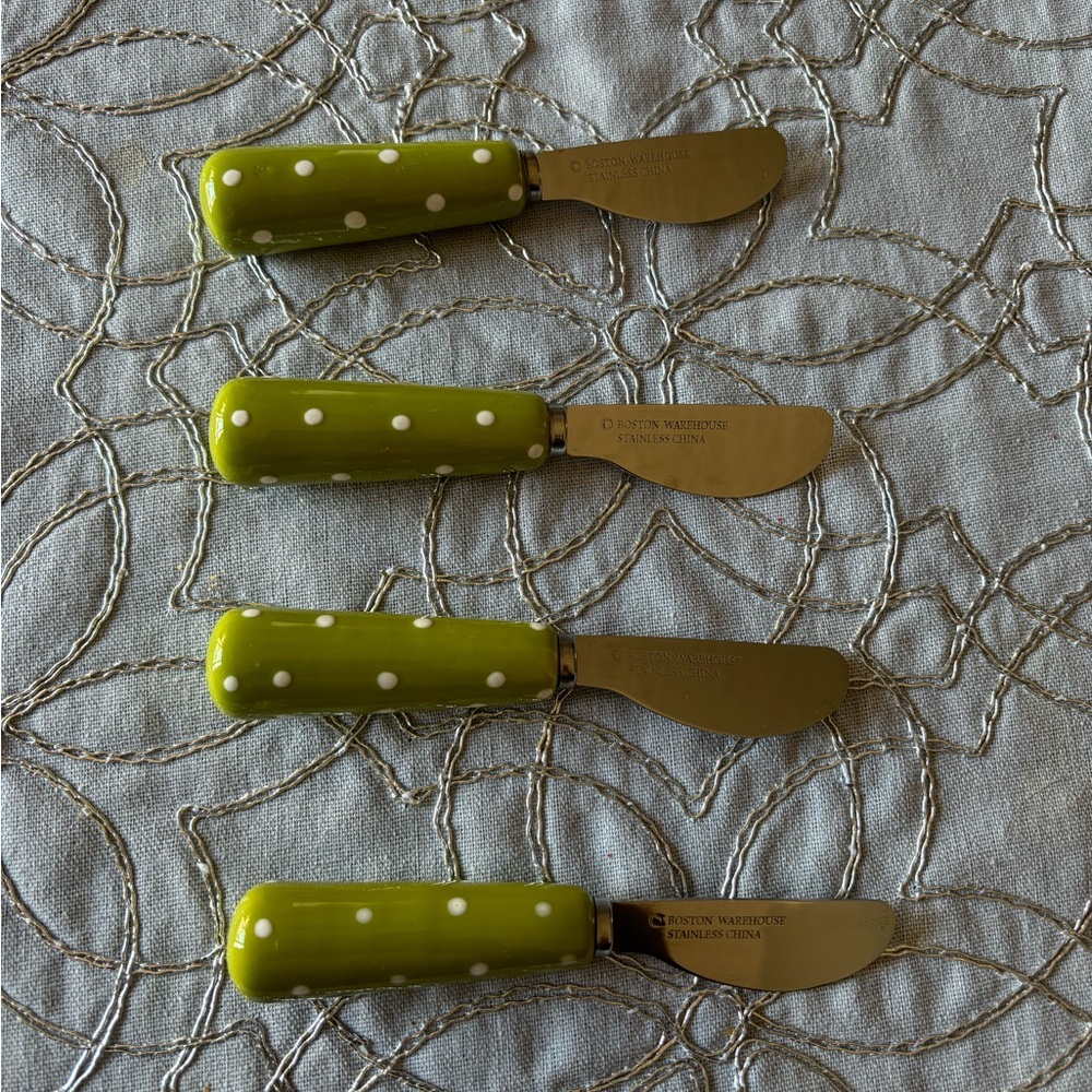 Boston Warehouse spreaders